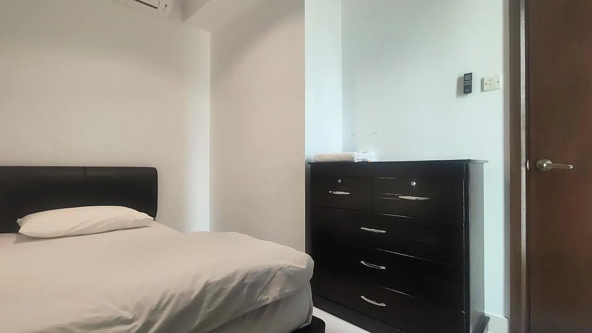 Hostel The Common Room @ Regalia Kuala Lumpur